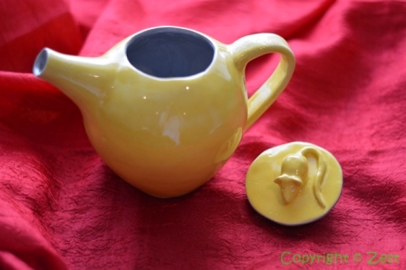 Rat-themed teapot
